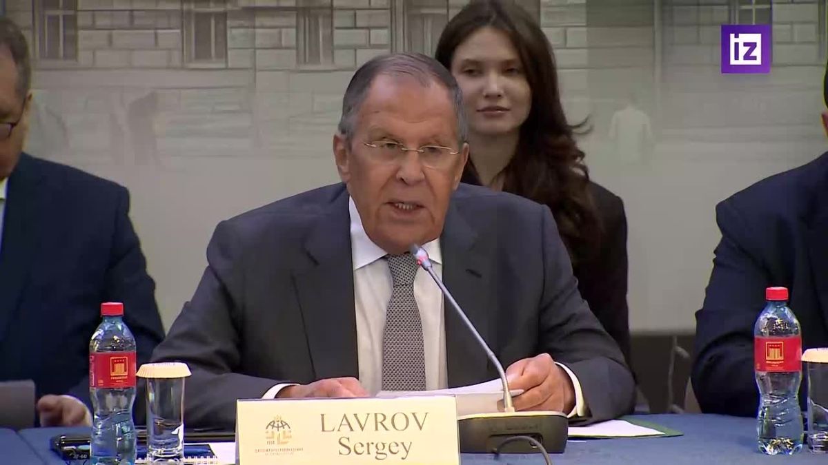 На Украине скоро дойдёт до мобилизации женщин — в этом не сомневается глава МИД РФ Сергей Лавров