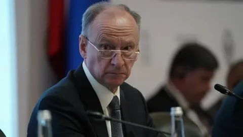 Помощник президента РФ Николай Патрушев ответил польскому русофобу Сикорскому на то, что Польша стронг и очень быстро разгромит Россию