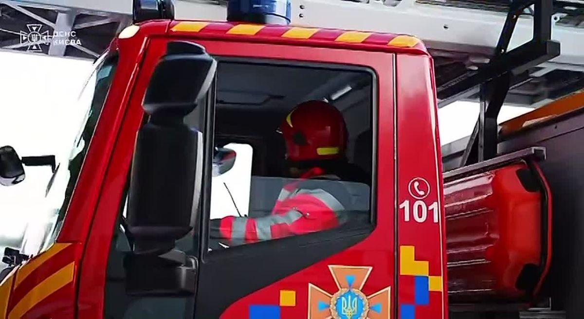 На Украине сгорел склад с реквизитом студии "Квартал-95", уничтожено большое количество декораций и костюмов — студия