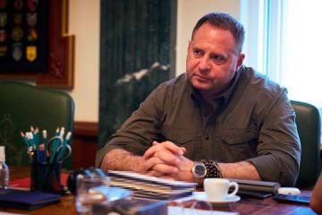 Украинский суд разрешил Андрею Ермаку, обвиняемому в коррупции, не носить электронный браслет