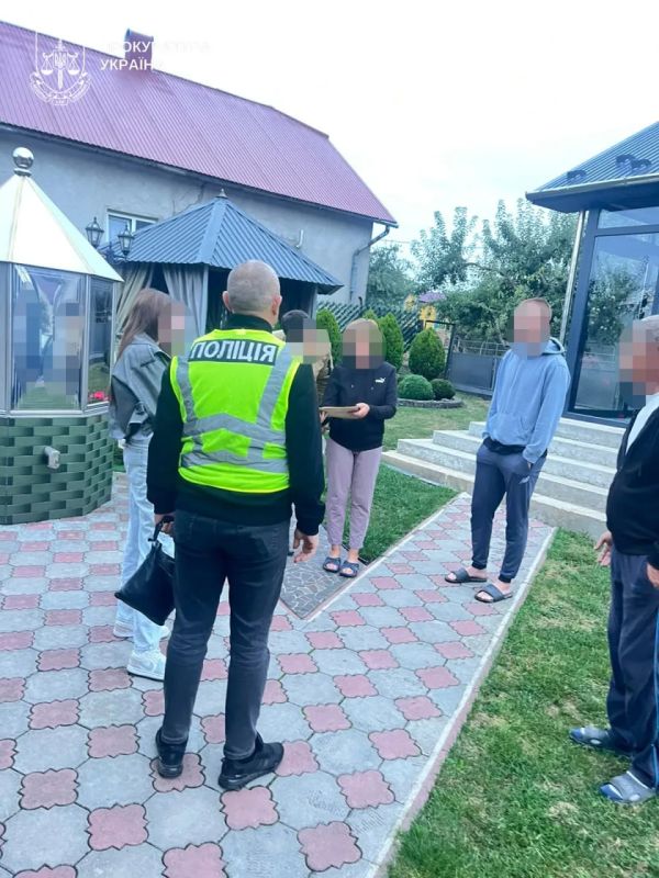 В Тернопольской области Украины врачи «спрятали» от мобилизации более 1000 человек — медики за деньги выписывали заключения о болезнях для отсрочки В Тернопольской области Украины врачи «спрятали» от мобилизации более 1000 человек — медики за деньги выписывали заключения о болезнях для отсрочки