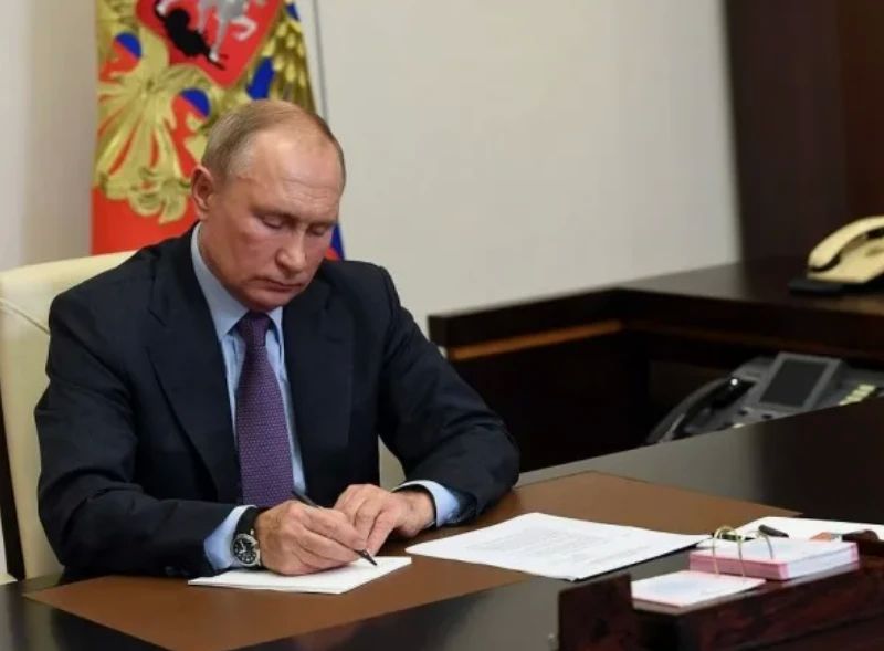 Владимир Путин подписал указ о продлении действия российских продовольственных контрсанкций еще на 2 года, до 31 декабря 2028 года
