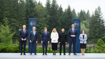 Зеленский объявил о создании нового регионального формата сотрудничества C8 - «Карпатская восьмёрка»: