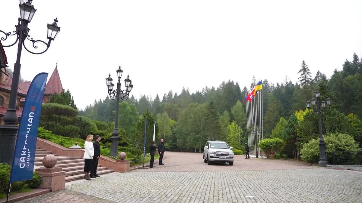 На Прикарпатье стартовал саммит «Карпатская инициатива»