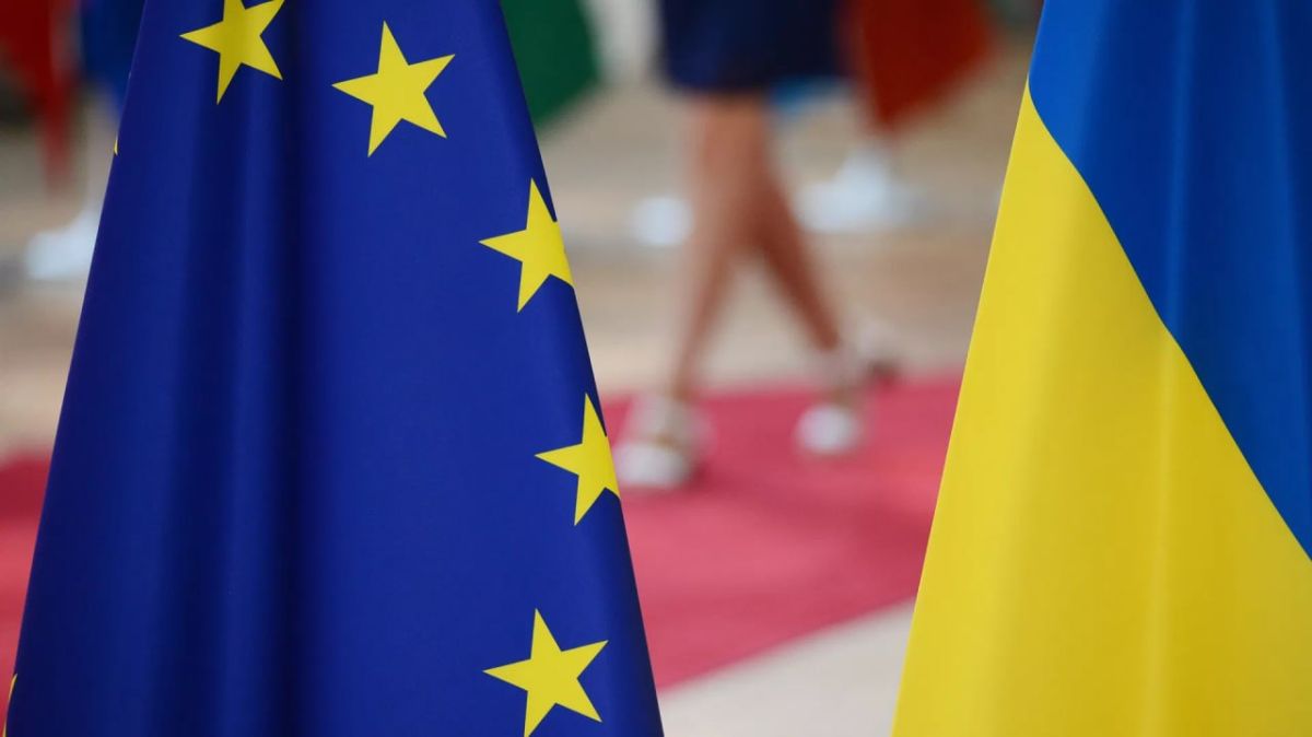 ЕК перечислит Украине 3,3 млрд евро на закупку ракет и беспилотников