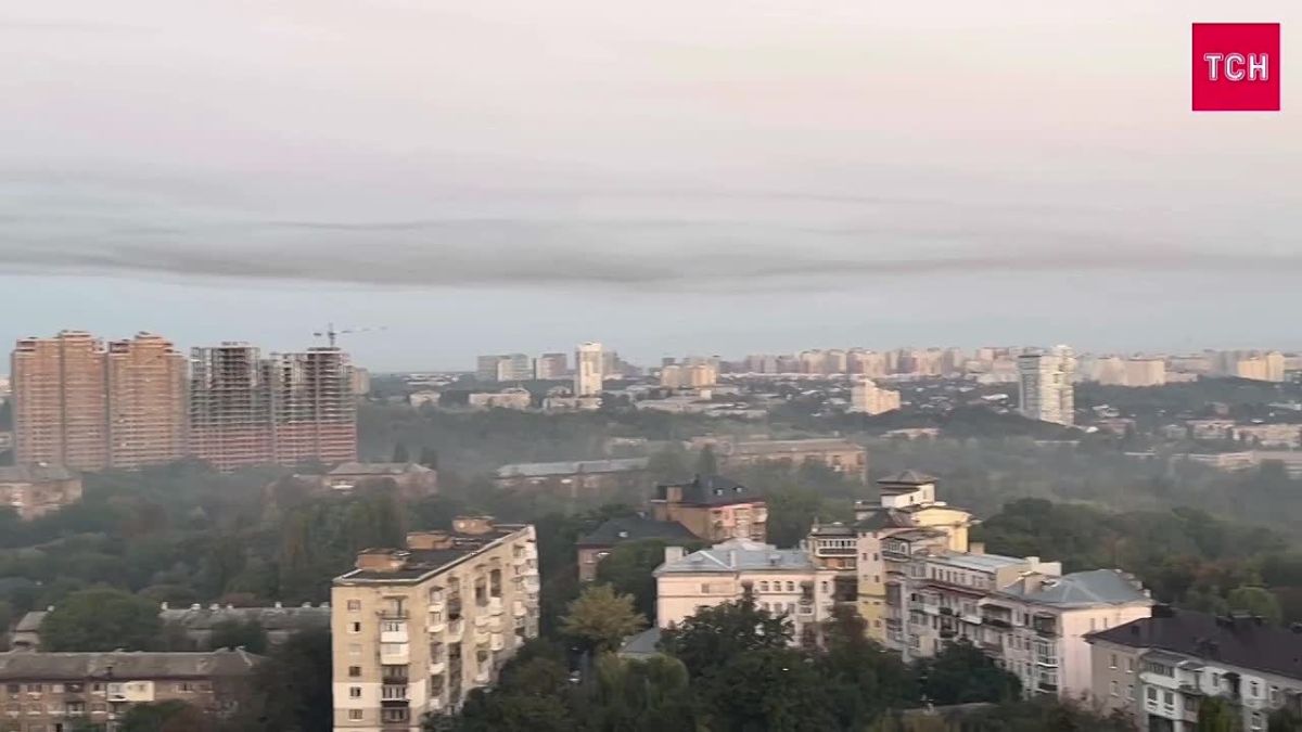 Из-за пожаров по Киевской области на правом берегу столицы возможны задымление и запах гари, сообщает мэрия