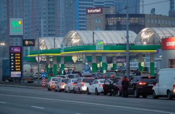 На Украине дизель подорожал до 200 рублей за литр, винят Трампа