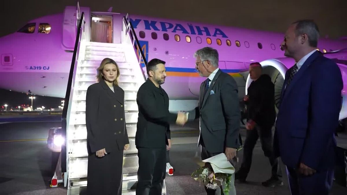 Александр Юнашев: Такую важную персону, прибывшую аж в Нью-Йорк для участия в целой Генеральной Ассамблее ООН, вновь почему-то встречают только "свои" – представитель Украины при ООН и поверенный в делах страны в США