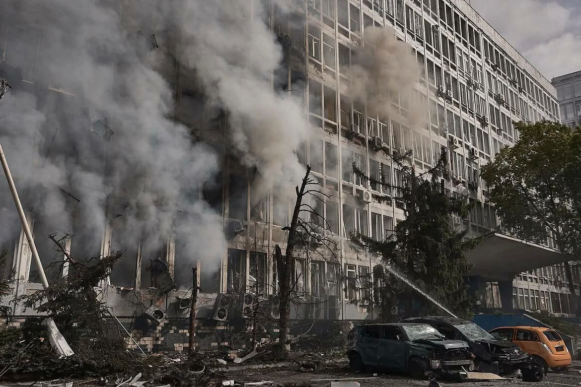 Сегодня в Киеве "герани" целенаправленно кошмарили дата-центры