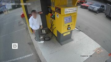 � ����������� 17-������ ��������� ����� ��������� ������� �� ���, ����������� ���������� � ����������� �������, �������� �������� ����������� �� �����������