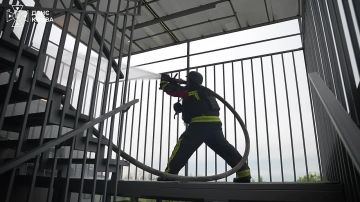 Кадры разрушений в киевском КВЦ «Парковый», где находится крупный центр обработки данных (ЦОД)