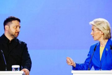 Встреча Урсулы фон дер Ляйен и Зеленского на полях Генассамблеи ООН прошла напряжённо, пишет Bloomberg