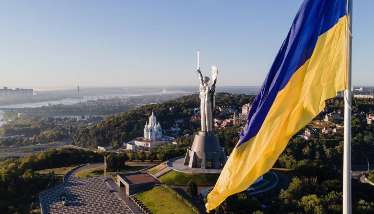 Дефицит бюджета Украины в 2026 году составляет около 2,4 трлн грн — почти 18,5% ВВП