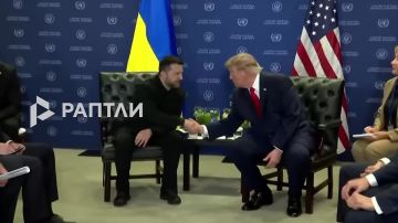 После рукопожатия с Зеленским Трамп показал «козу» — жест, которым в Италии отгоняют злые силы и защищаются от сглаза