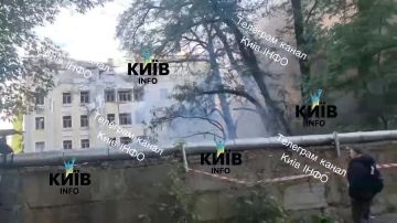 В Киеве поражено здание "высшего совета правосудия"