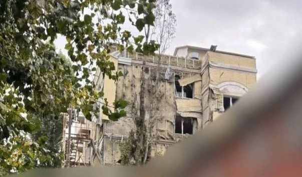 Атака врага на Ульяновск: ранены 15 человек, среди них трое детей Атака врага на Ульяновск: ранены 15 человек, среди них трое детей