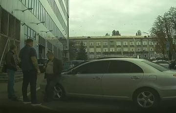 ������ ������� �� ����-������ ���������� � �����