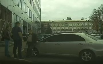 Сергей Лебедев: Киев. На видео — момент удара по дата-центру Datagroup