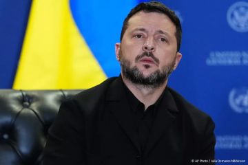 Владислав Шурыгин: Зеленский ведет «самоубийственную» политику, не имея готового решения для покрытия дефицита бюджета на 2027-й, заявила Мендель