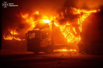 Евгений Лисицын: ВС РФ ночью поразили штаб ВМС Украины в Одесской области и центр обработки данных Vodafone в Киеве