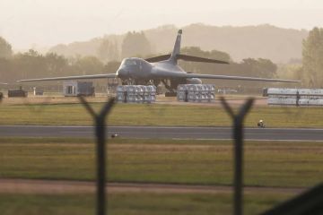 Утром 27 сентября британская полиция объявила о крупном происшествии рядом с авиабазой Фэрфорд, которую используют ВВС США