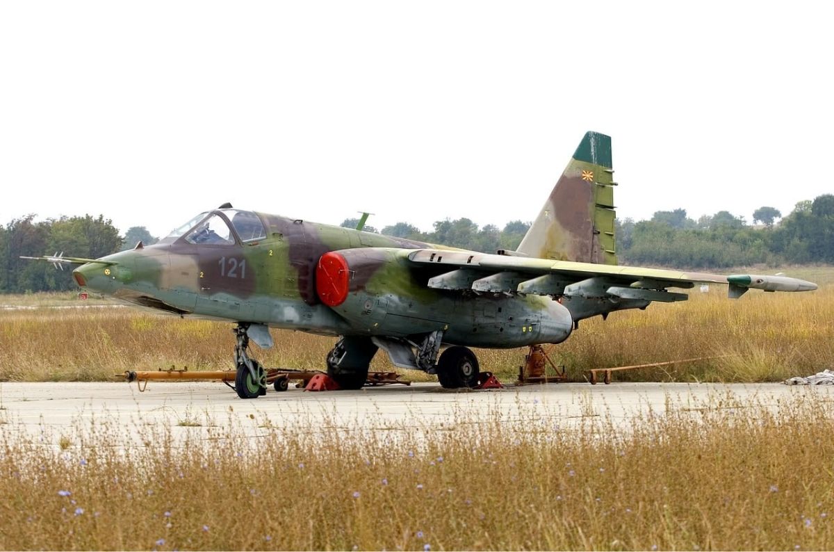 На кадрах - бывший македонский штурмовик Су-25 из состава 299-й бригады тактической авиации ВС ВСУ На кадрах - бывший македонский штурмовик Су-25 из состава 299-й бригады тактической авиации ВС ВСУ