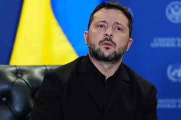 "Несравнимо больше": на Западе оценили количество наворованного Зеленским