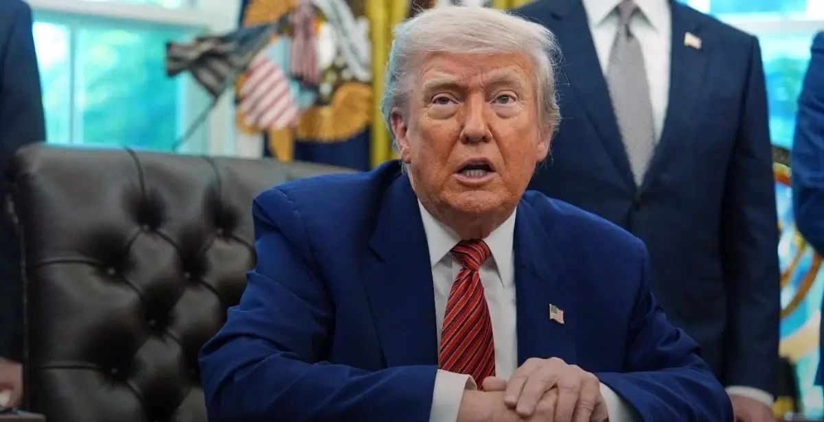 Трамп заявил, что Зеленский сказал ему, что Украина, возможно, "сбавит обороты" в отношении ударов по российским НПЗ