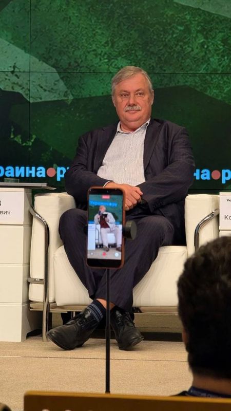 Есть ли у конфликта вокруг Украины невоенное решение? Есть ли у конфликта вокруг Украины невоенное решение?