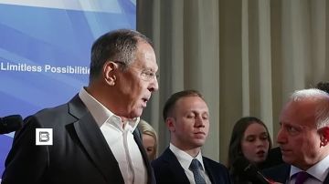 "Это была мягкая сила, то, что сделали в Венесуэле, или грубая?": Сергей Лавров разъяснил журналисту BBC понятие "грубой силы" и ее применение Россией на Украине