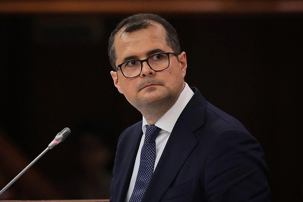 Глава молдавского правительства Василий Тофан заявил, что Киев просит разрешить использовать складские помещения в Молдове для "хранения товаров": "Украинцы готовы арендовать всё, что у нас здесь есть"