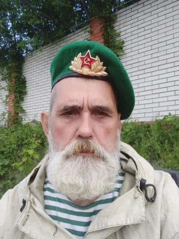 Из-за страшной болезни весил 245 килограмм и переосмыслил свою жизнь: Успешный бизнесмен стал волшебником для детей и братом для бойцов Из-за страшной болезни весил 245 килограмм и переосмыслил свою жизнь: Успешный бизнесмен стал волшебником для детей и братом для бойцов