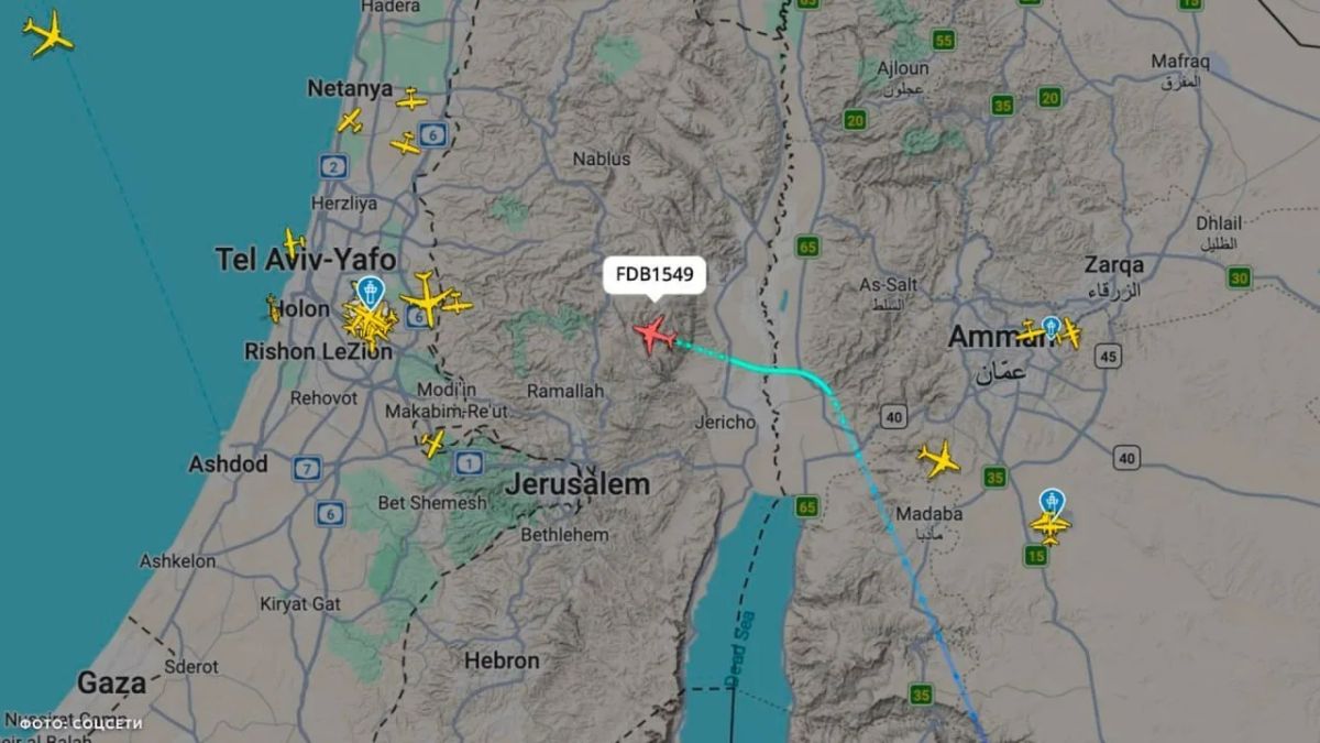 Boeing 737 авиакомпании FlyDubai, летевший из Дубая в Тель-Авив, передал сигнал о возможном захвате
