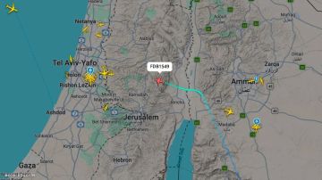 Boeing 737 ������������ FlyDubai, �������� �� ����� � ����-����, ������� ������ � ��������� �������