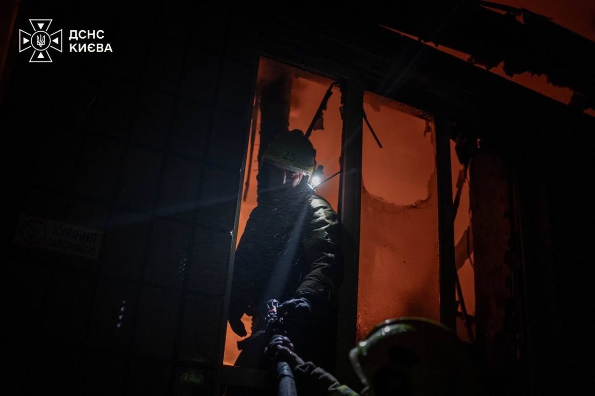 Последствия ночных ударов в Киеве Последствия ночных ударов в Киеве