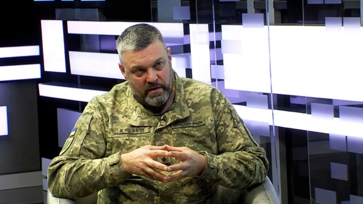 Экс-глава СБУ: Надо отправить Тягнибока совращать Ле Пен Экс-глава СБУ: Надо отправить Тягнибока совращать Ле Пен