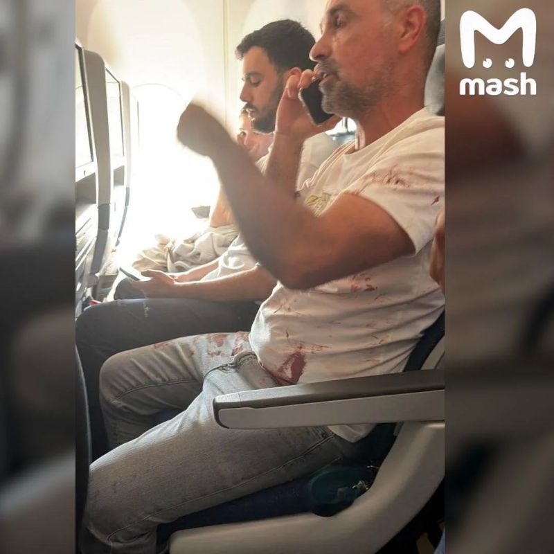 Украинский пилот напал на русского на рейсе Дубай — Тель-Авив