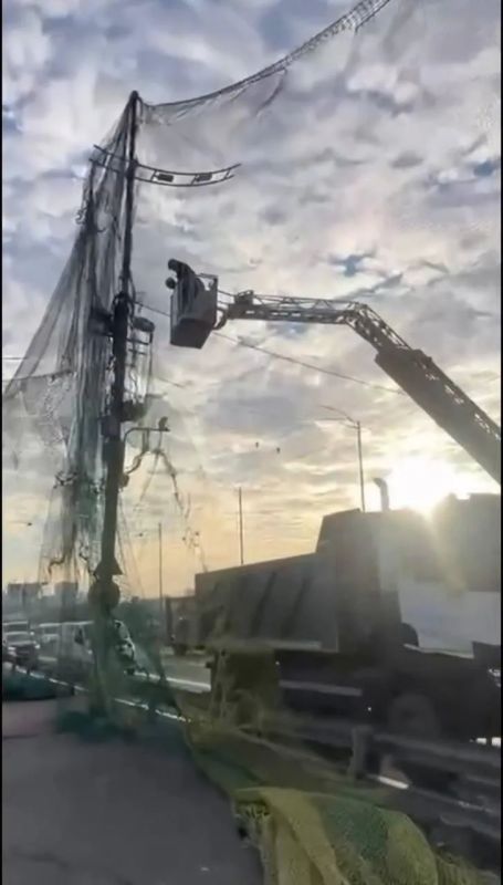 Эпичные кадры удара по Северному мосту в Киеве показало Минобороны Эпичные кадры удара по Северному мосту в Киеве показало Минобороны