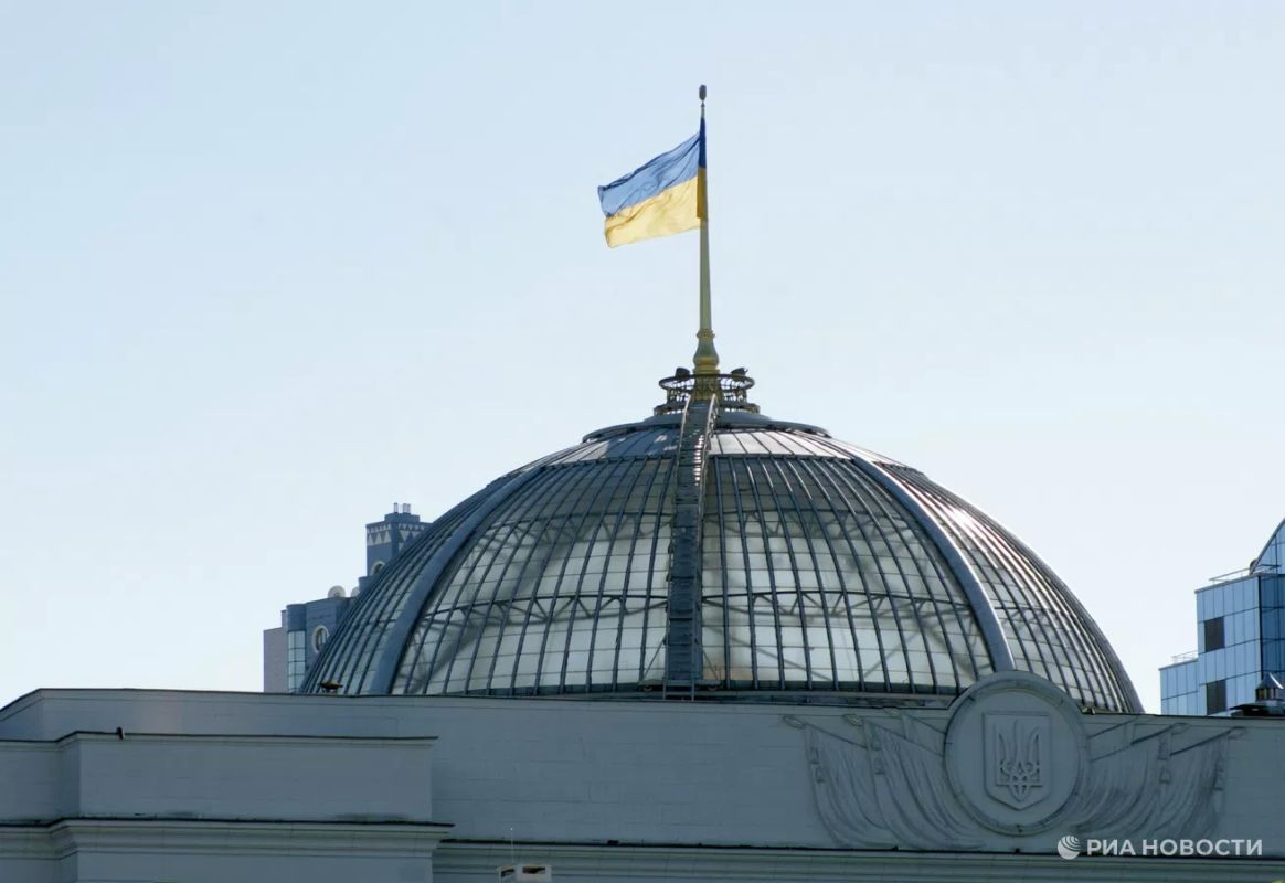 «Как дураки».. Украинцы чувствовали себя глупо на переговорах с американцами в Майами после заявления Трампа о дизельной сделке с Россией, пишет Kyiv Independent