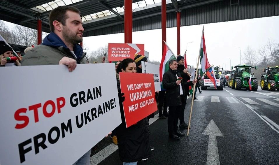 Отчаянные жалобы аграриев Украины: ЕС закрывает свои рынки для нас Отчаянные жалобы аграриев Украины: ЕС закрывает свои рынки для нас