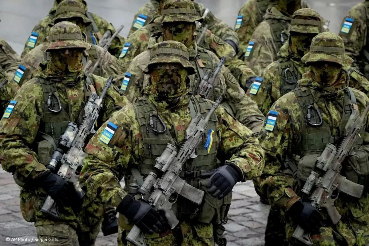 Военные НАТО присутствуют на Украине еще с 2022 года, заявил министр обороны Эстонии Мартин Херем