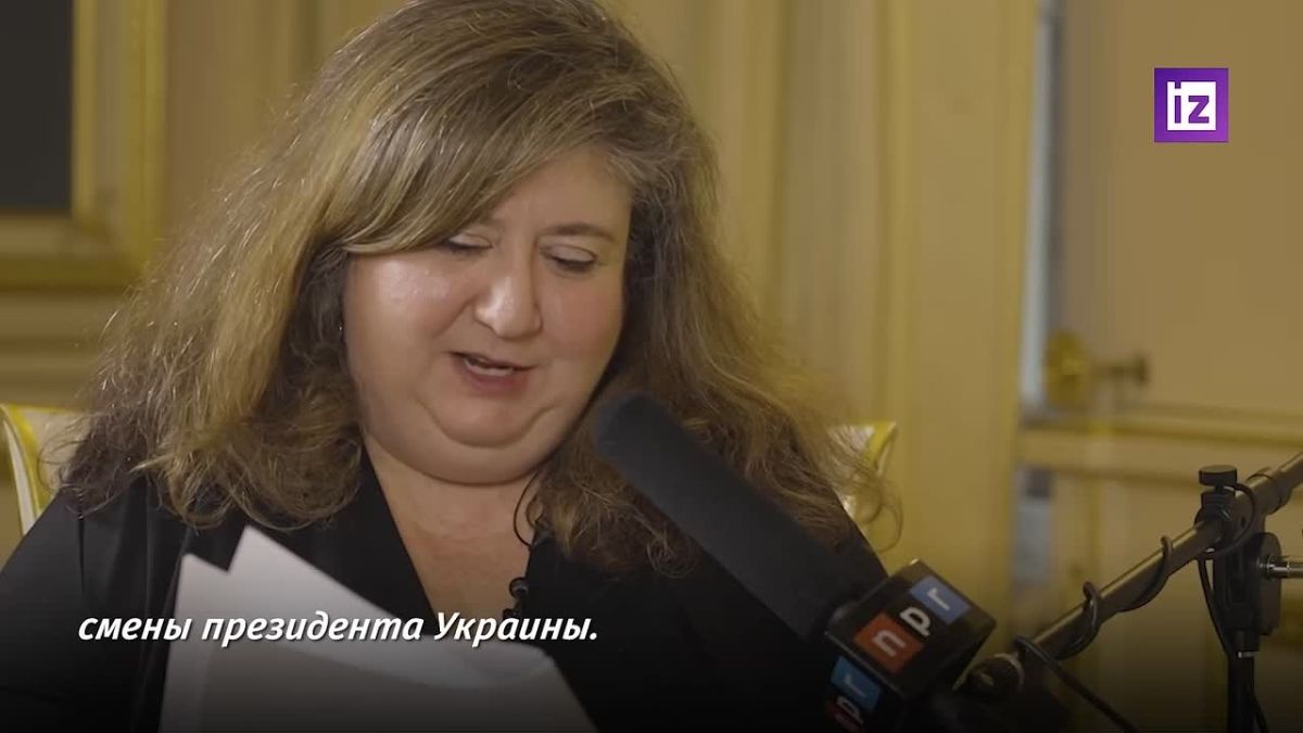 Нервный смех и испуганный взгляд: Владимир Зеленский испытал целый спектр эмоций после вопроса британской журналистки о смене президента на Украине