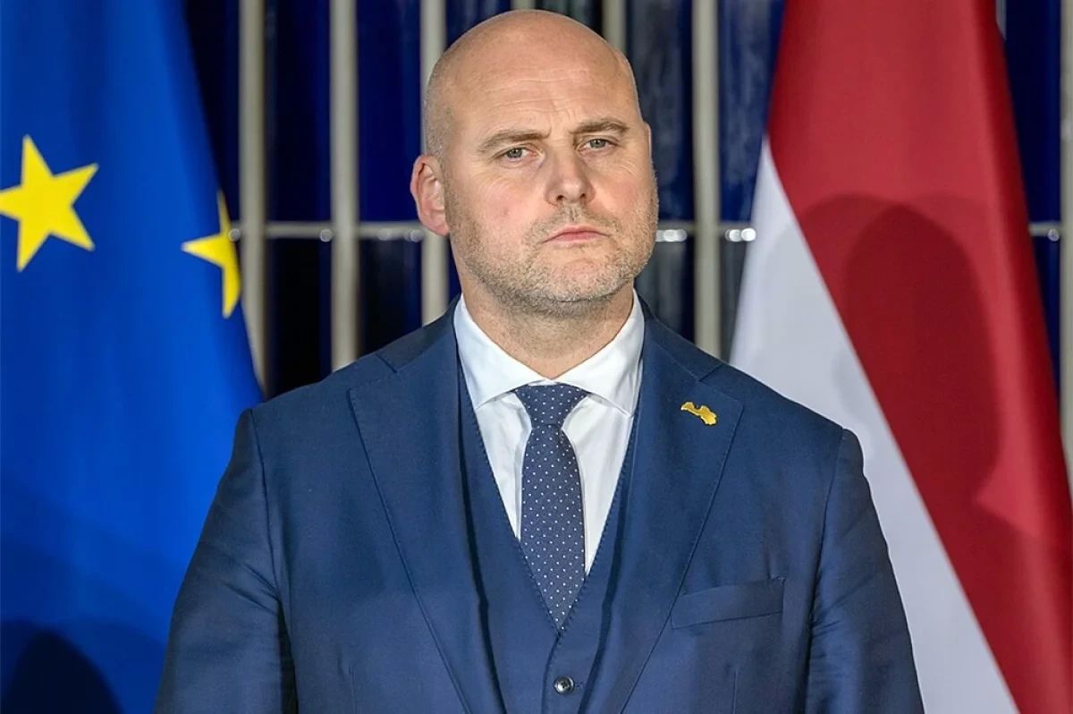 Неожиданную причину поддержки Киева назвали в ЕС