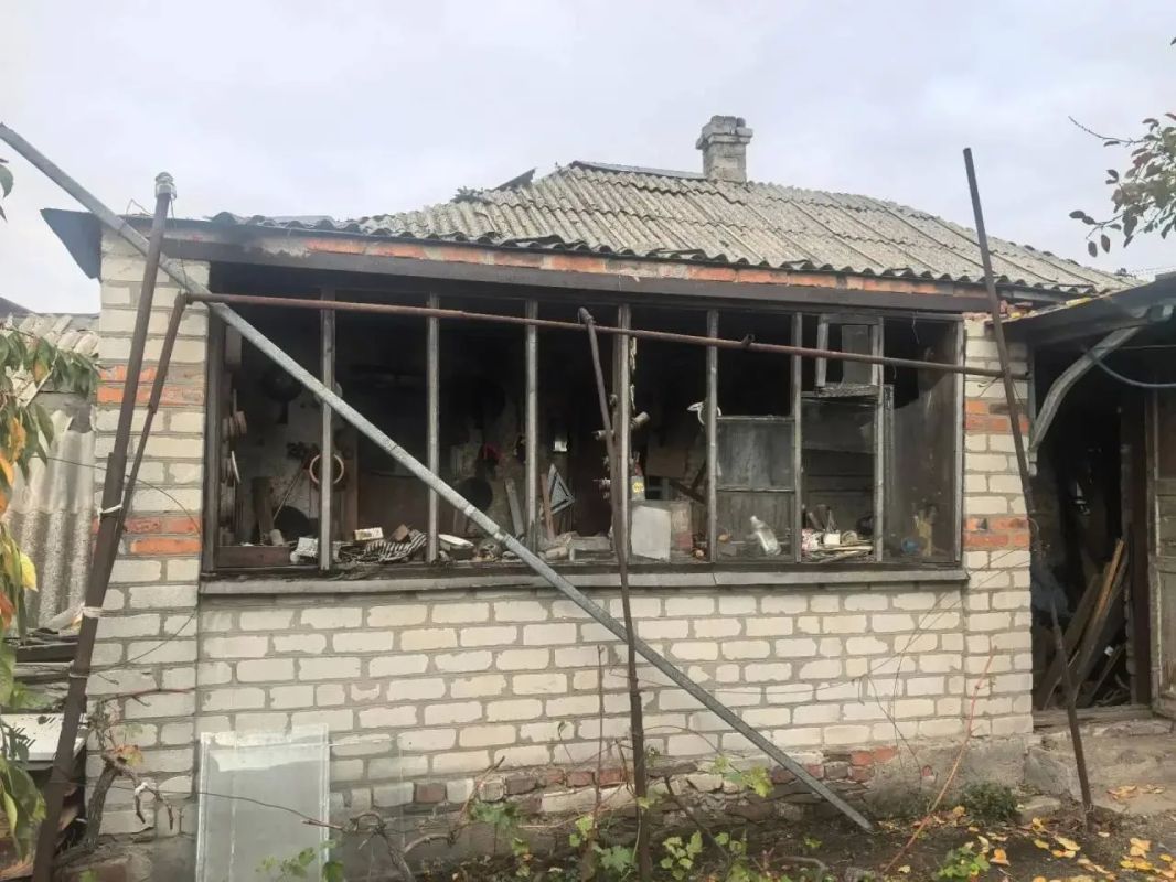 В ЛНР три мирных жителя погибли, еще трое получили ранения, сообщил глава республики Пасечник В ЛНР три мирных жителя погибли, еще трое получили ранения, сообщил глава республики Пасечник