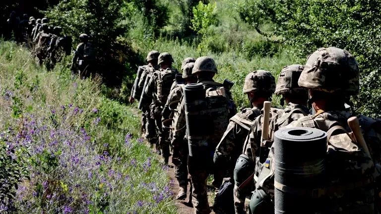 Украина должна готовиться к сдаче Донбасса и других территорий