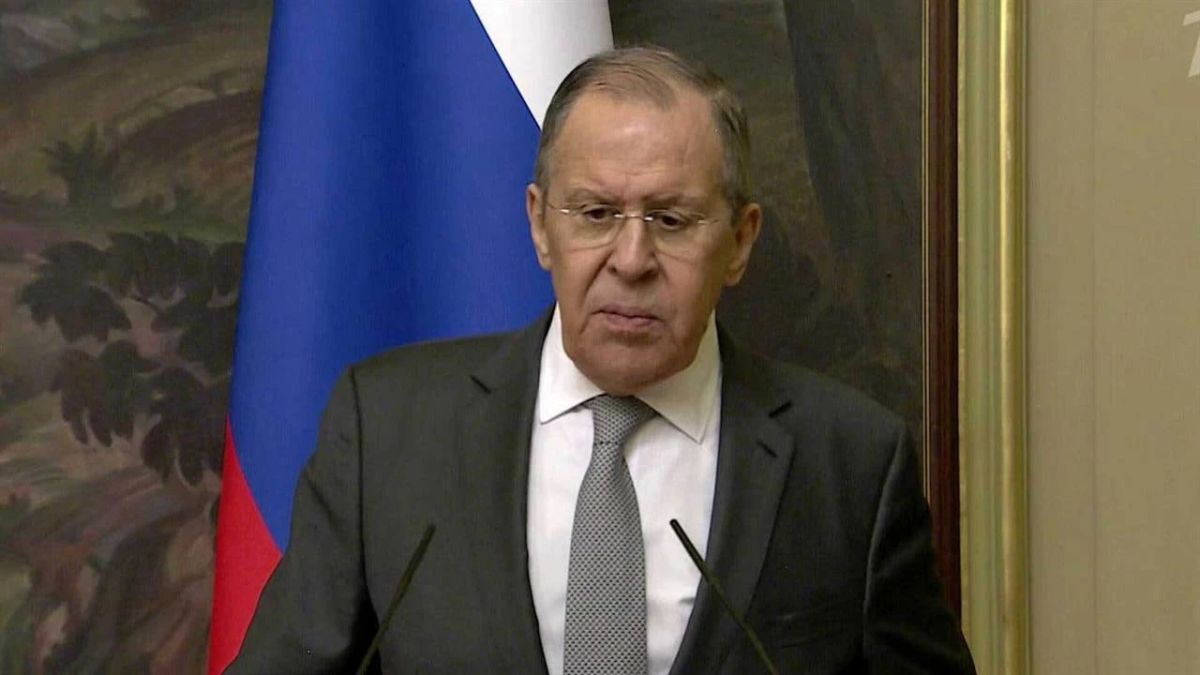 РФ никогда не атаковала гражданскую инфраструктуру Украины, если это не были объекты, содействующие терактам в России, заявил Лавров