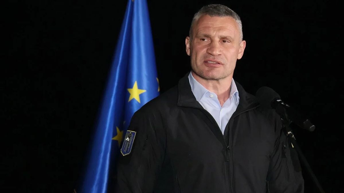 А ларчик просто открывался: в доме мэра Киева Кличко никогда не отключают свет