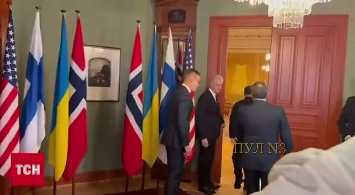 Зеленский начал переговоры в Осло со спецпосланником Трампа Уиткоффом: