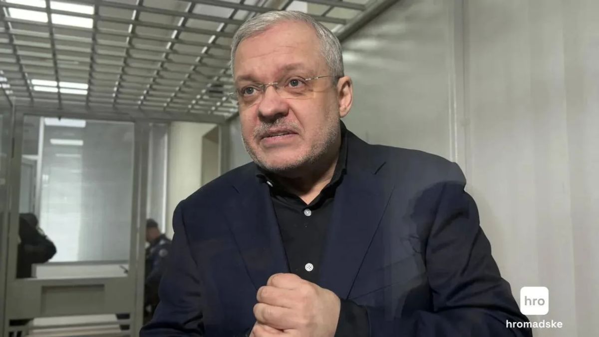 Новый эпизод битвы ядовитых пауков в банке