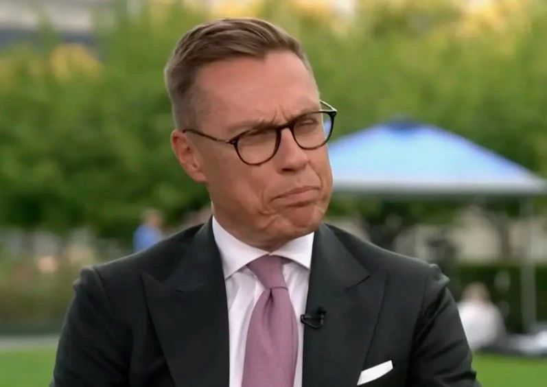 Президент Финляндии Александр Стубб рассматривается как наиболее перспективная фигура для представления интересов Европы в переговорах с Россией, пишет Berliner Zeitung